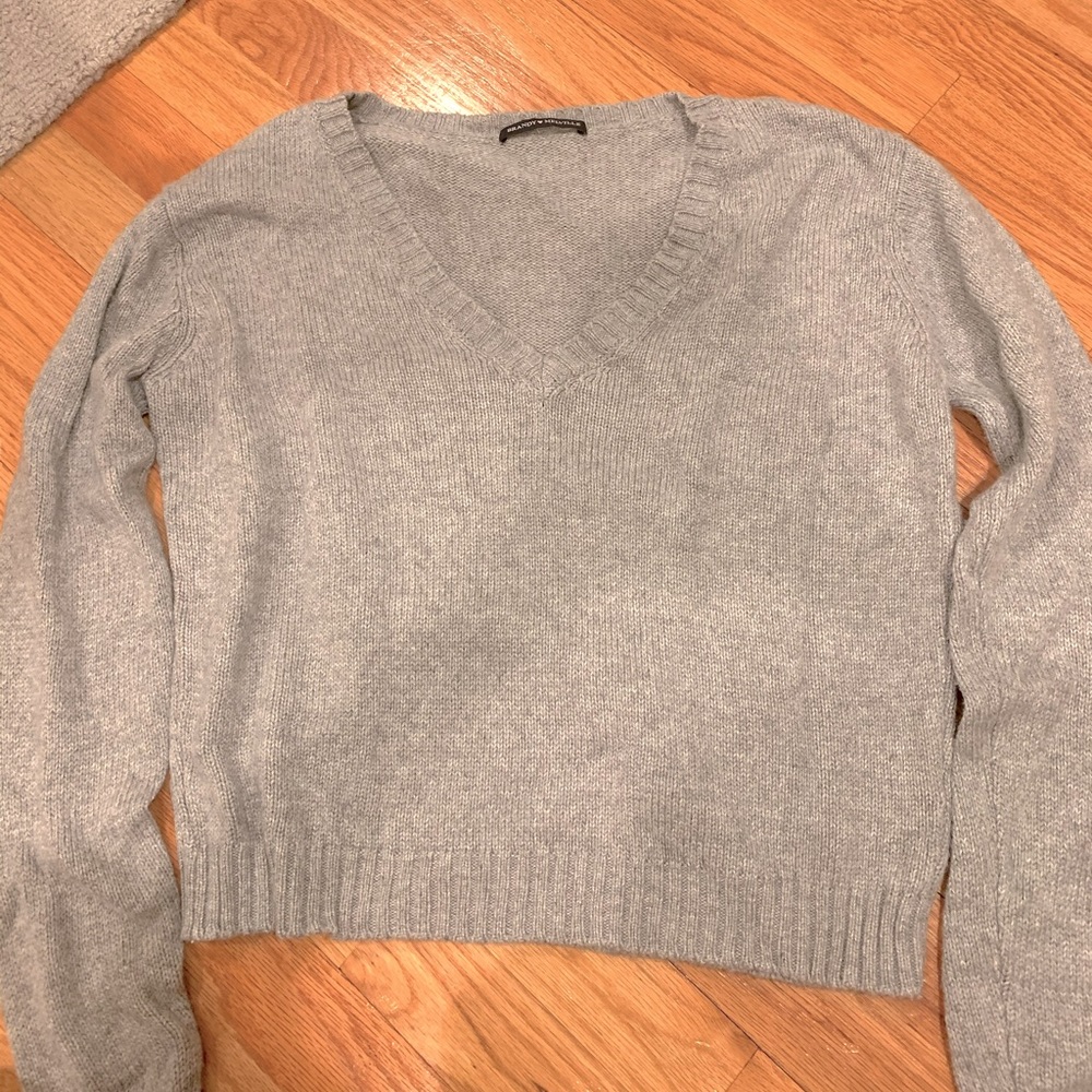 Brandy Melville Sweater